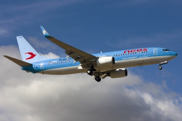 I-NEOU (29887) 2002 Boeing 737-86N WL