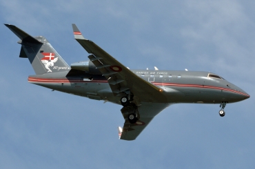 C-168 (5468) 2000 Bombardier Challenger 604