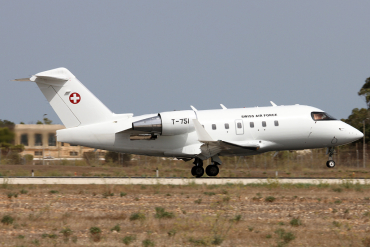 T-751 (5530) 2002 Bombardier Challenger 604