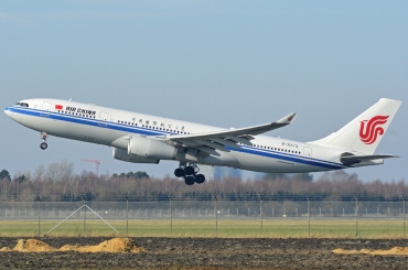 B-6073 (780) 2006 Airbus A330-243