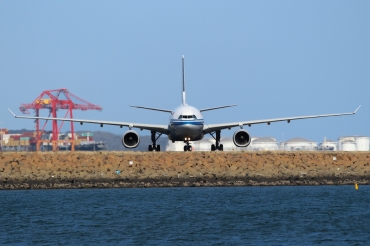 B-6541 (cn 01304) Airbus A330-243