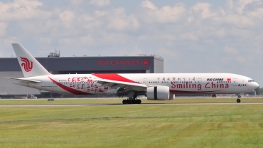 B-2035 (cn 38674) Boeing 777-39LER