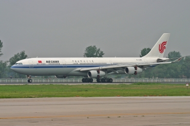 B-2385 (192) 1997 Airbus A340-313X