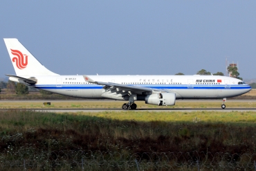 B-6533 (1237) 2011 Airbus A330-243