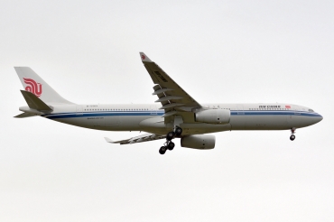 B-5913 (1509) 2014 Airbus A330-343