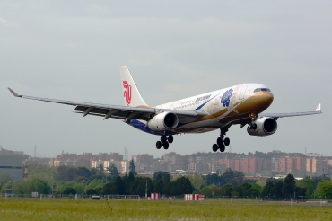 B-6076, (cn 797), Airbus A330-243