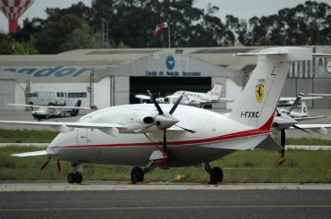 I-FXRC (1045) 2001 Piaggio P-180 Avanti