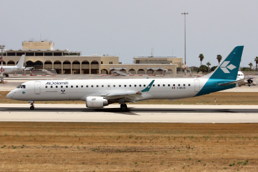 I-ADJS (19000597) 2013 Embraer 190-200LR