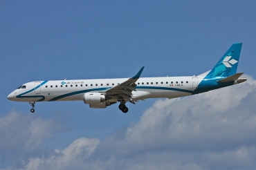 I-ADJL (19000256) 2009 Embraer 190-200LR