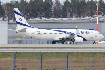 4X-EKI · Boeing 737-86N(WL) · (RZE / EPRZ)