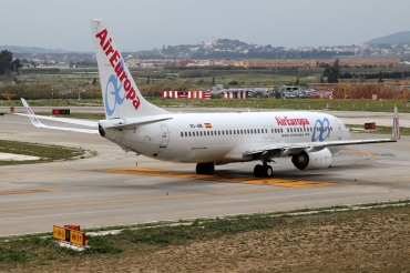 EC-JBK (33973) 2004 Boeing 737-85P(WL)