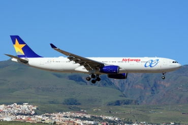 EC-MHL · Airbus A330-343 · (LPA / GCLP)