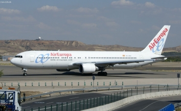 EC-HSV (29387) 2004 Boeing 767-3Q8ER