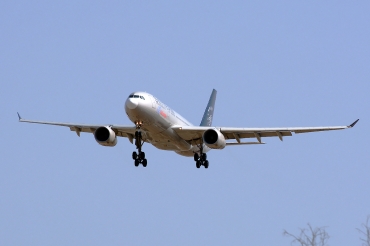 EC-LNH · Airbus A330-243 · (LPA / GCLP)