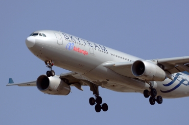 EC-LNH · Airbus A330-243 · (LPA / GCLP)