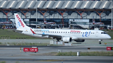 EC-KXD (cn 19000244) Embraer 190-200LR