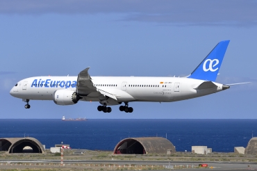 EC-MTI (62129) 2018 Boeing 787-9 Dreamliner
