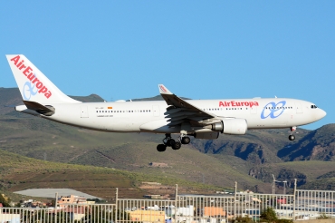 EC-JPF, (cn 733), Airbus A330-202