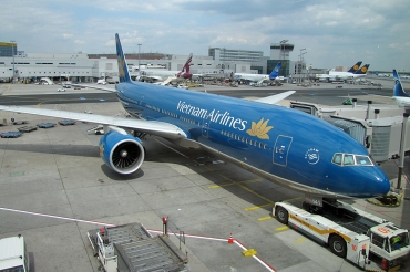 VN-A141 (28688) 2003 Boeing 777-2Q8(ER)