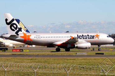 VH-VFL · Airbus A320-232 · (SYD / YSSY)