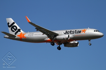 VH-VFN (5566) 2013 Airbus A320-232(WL)