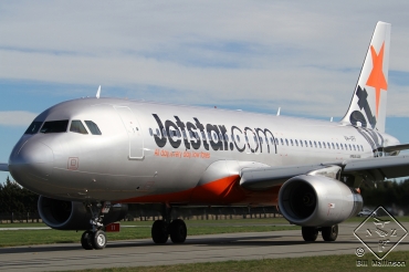 VH-VFF, (cn 5039), Airbus A320-232