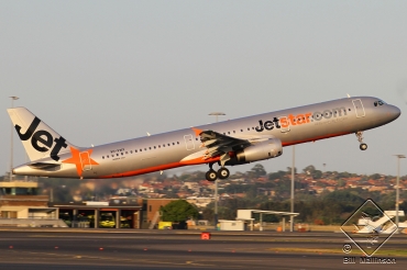 VH-VWX (3899) 2009 Airbus A321-231
