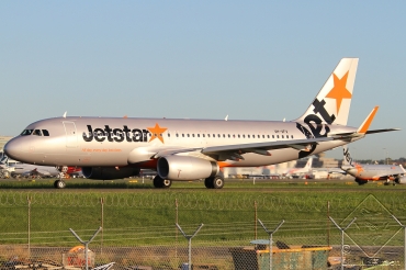 VH-VFX (5871) 2013 Airbus A320-232