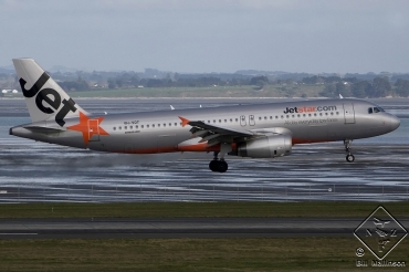 VH-VQT, (cn 2475), Airbus A320-232