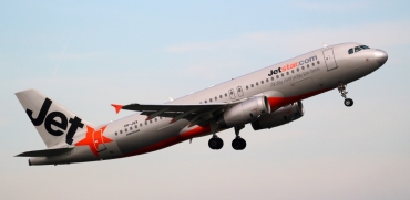 VH-JQX · Airbus A320-232 · (SYD / YSSY)