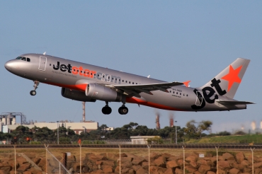 VH-VGD · Airbus A320-232 · (SYD / YSSY)