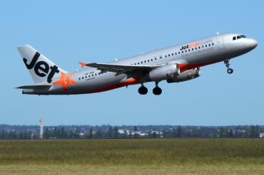 VH-VQG, (cn 2787), Airbus A320-232