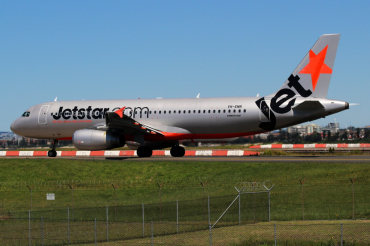 VH-XNN · Airbus A320-232 · (SYD / YSSY)