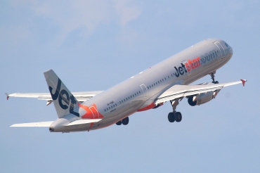 VH-VWX (3899) 2009 Airbus A321-231