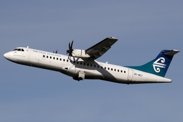 ZK-MCY (703) 2003 ATR-72-500