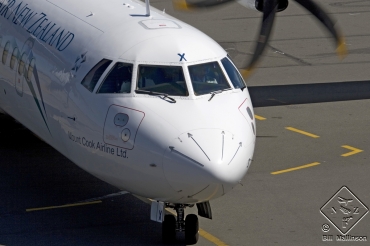 ZK-MCX (687) 1995 ATR-72-500