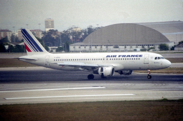 F-GFKV (227) 1991 Airbus A320-211