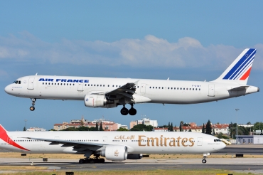 F-GTAT · Airbus A321-211 · (LIS / LPPT)
