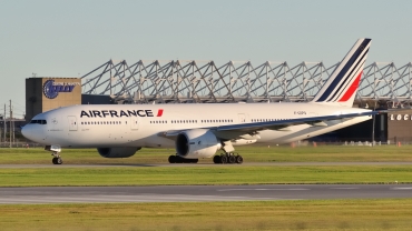 F-GSPQ (cn 28682) Boeing 777-228ER