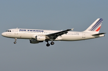 F-GFKH (cn 0061) Airbus A320-211
