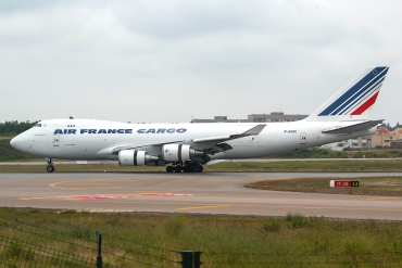 F-GIUC · Boeing 747-428F(ER) · (OPO / LPPR)