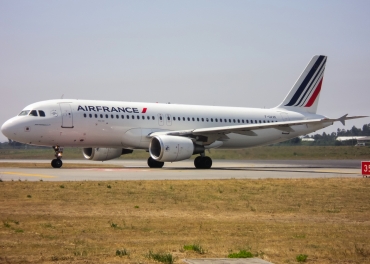 F-GKXK · Airbus A320-214 · (OPO / LPPR)
