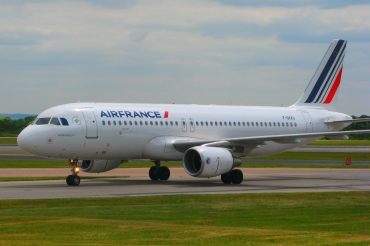 F-GKXU (4063) 2009 Airbus A320-214