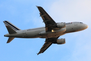F-GRHI (1169) 2000 Airbus A319-111
