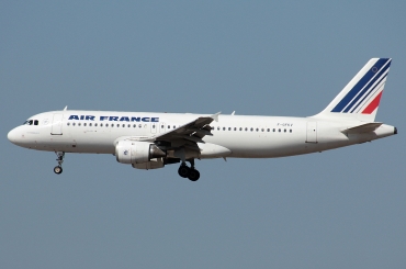 F-GFKV (227) 1991 Airbus A320-211