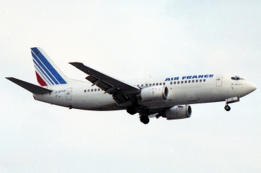 F-GFUA (23635) 1987 Boeing 737-33A