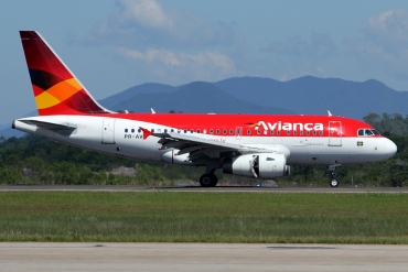 PR-AVH (3001) 2007 Airbus A318-121