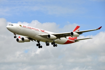 3B-NBD (194) 1997 Airbus A340-313