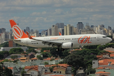 PR-GGN (35827) Boeing 737-8EH(WL)