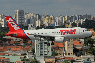 PR-MYB (3727) 2008 Airbus A319-112